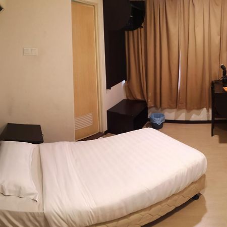 Sai Villa Hotel Near Klia & Klia2 Nilai Eksteriør bilde