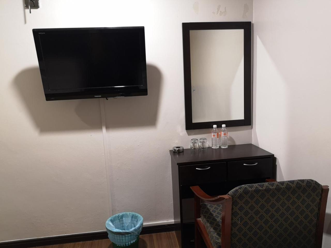 Sai Villa Hotel Near Klia & Klia2 Nilai Eksteriør bilde