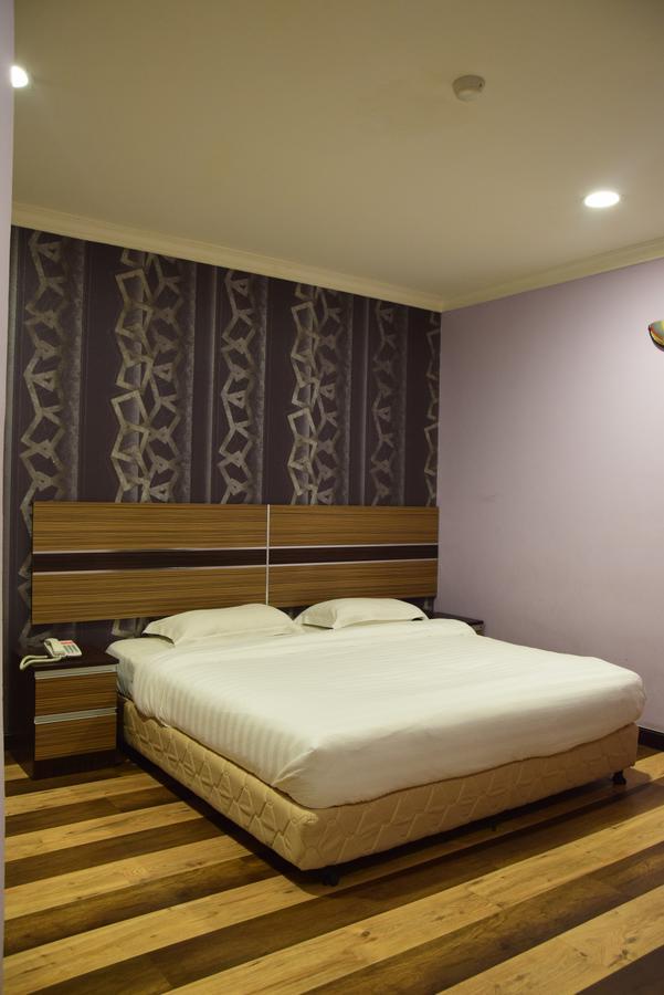 Sai Villa Hotel Near Klia & Klia2 Nilai Eksteriør bilde