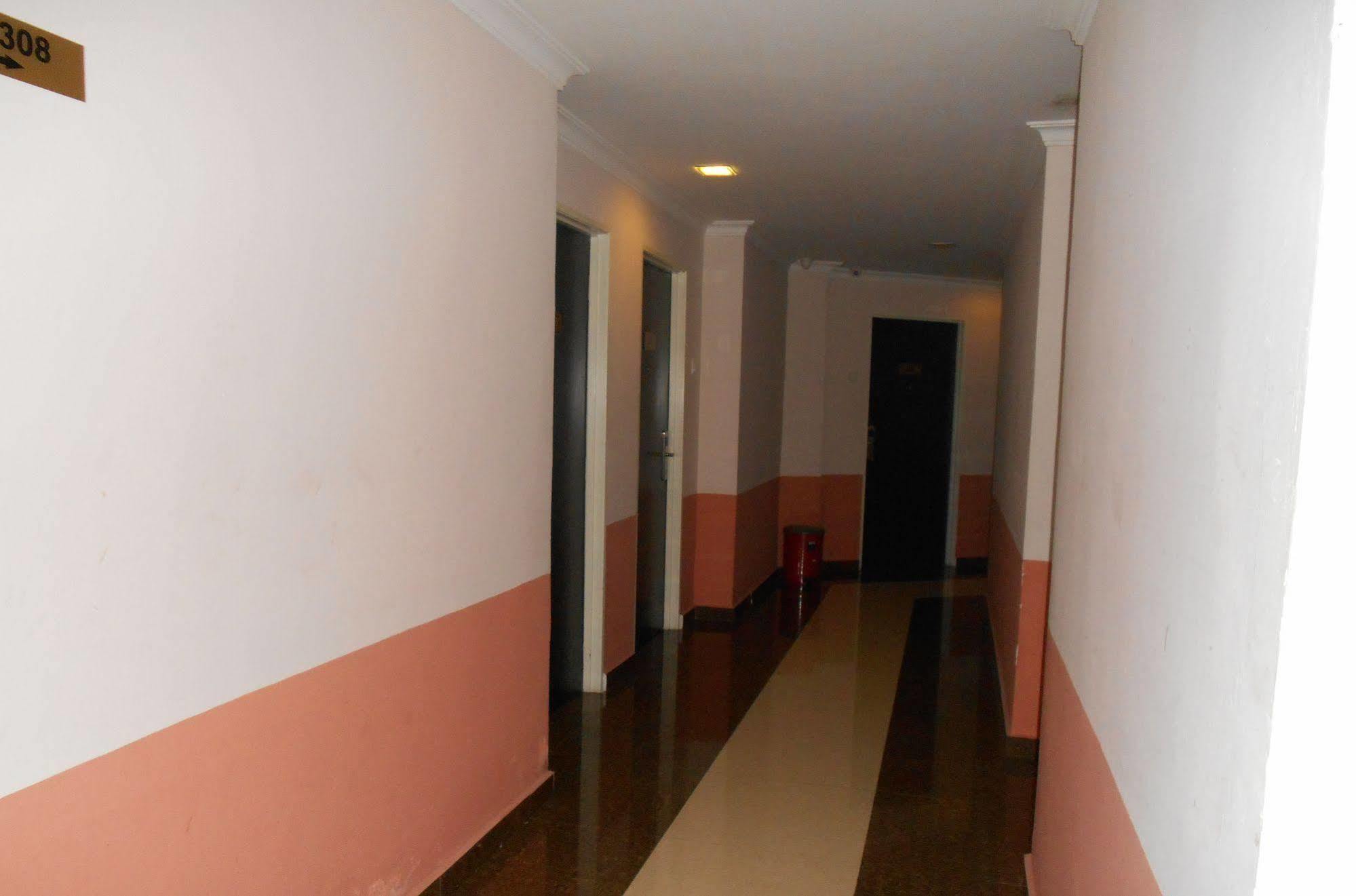 Sai Villa Hotel Near Klia & Klia2 Nilai Eksteriør bilde